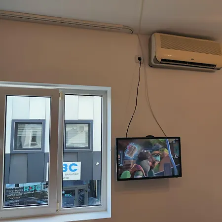 Center Walk Homestay Bucharest