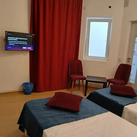 Center Walk Homestay *